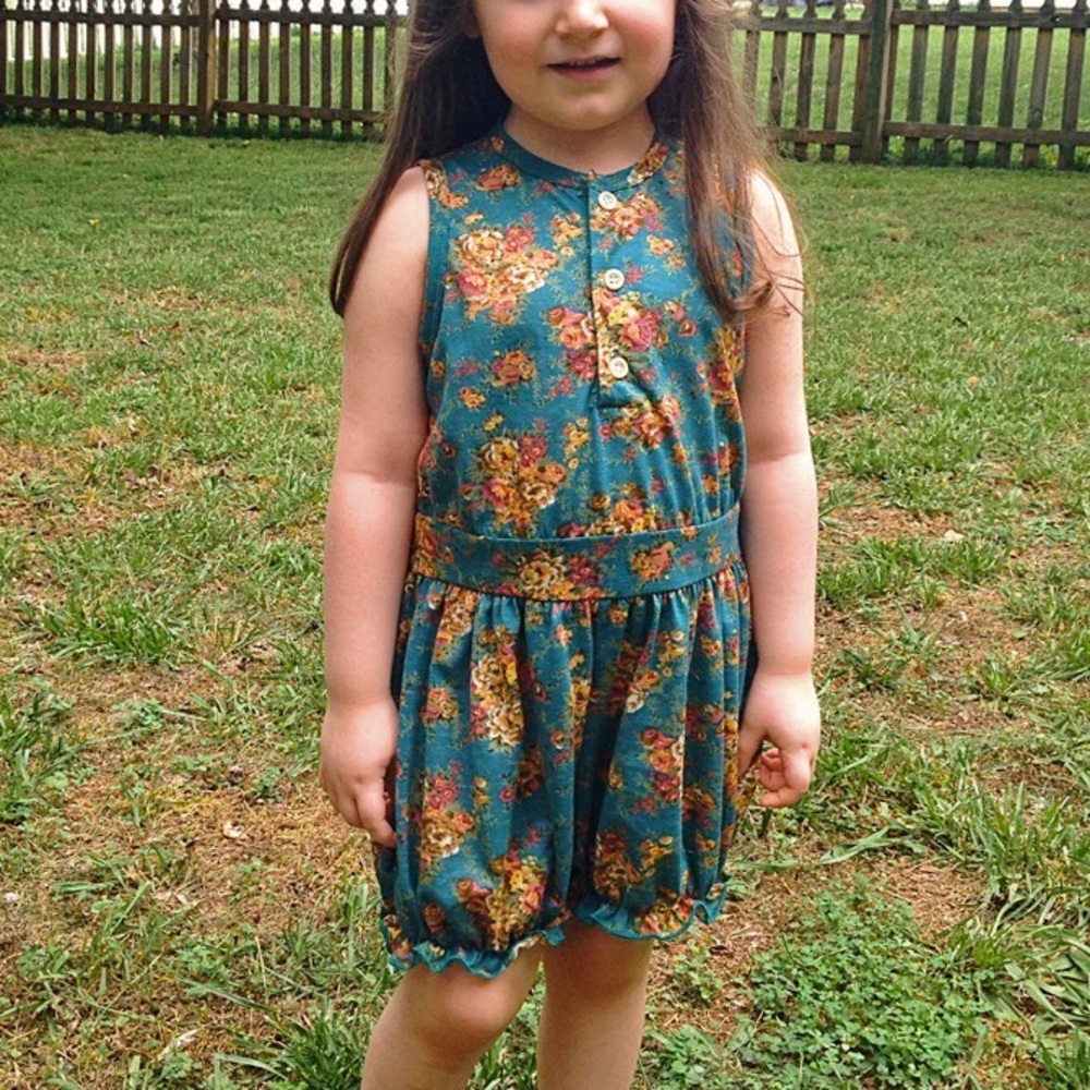 Right Bank Babies Floral Romper Girl’s Size 5 Vintage French Roses TEAL